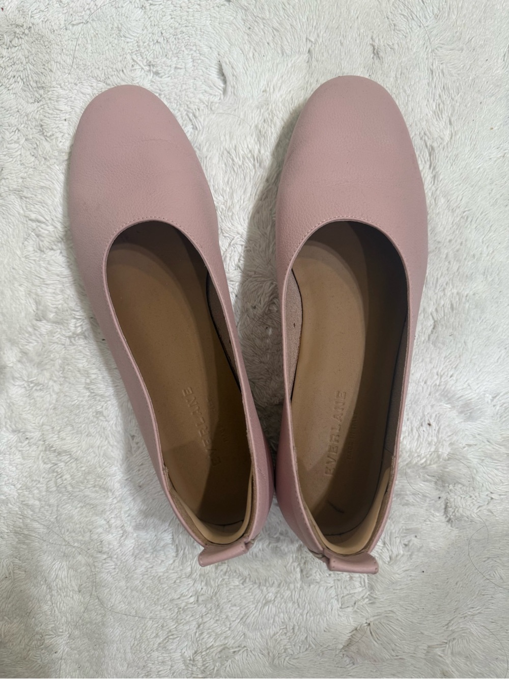 Everlane’s Women’s Pink Ballet Flats - Classic Everyday Slip-Ons